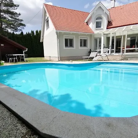 Relax Buekfuerdo Bük