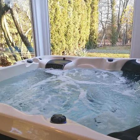 Appartement Relax Buekfuerdo Bük