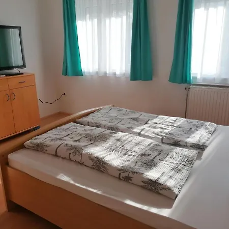 Appartement Relax Buekfuerdo Bük